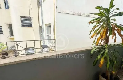 Apartamento com 3 quartos à venda na Almirante Guilhem, Leblon!