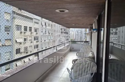 Apartamento á venda no Bairro do Leme , 220 metros de conforto 4 quartos suite varanda