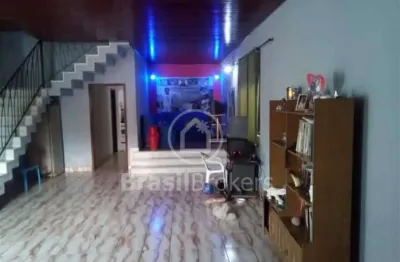 Casa à venda com 300,00m² e 4 quartos em Kennedy, Nova Iguaçu - rj