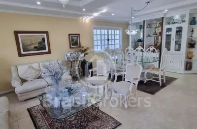 Casa em condomínio fechado com 5 quartos à venda na Rua Mathilde Piquet,, Vargem Pequena, Rio de Janeiro