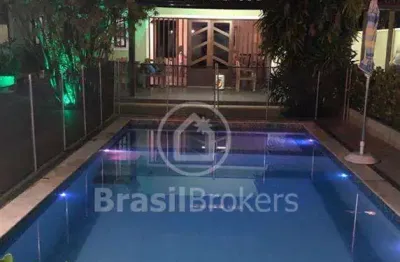 Casa em condomínio bosque dos esquilosà venda com 608,00m² e 6 quartos em jacarepaguá, rio de janeiro - rj