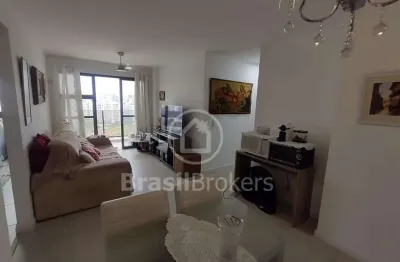 Barra olímpica excelente apartamento condomínio completo.