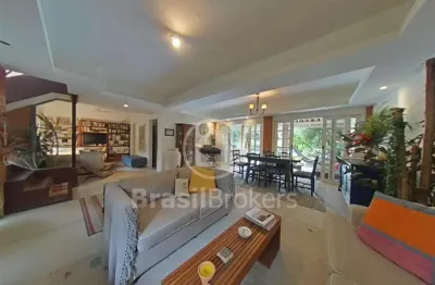 Casa à venda rua fechada - 4 quartos em itanhangá, rio de janeiro - rj