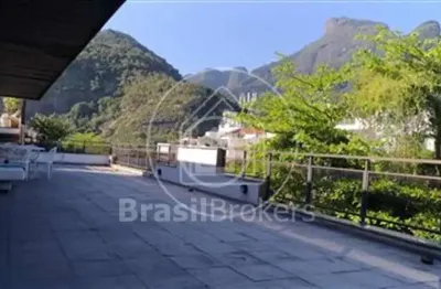 Cobertura linear à venda com 768,00m² no jardim oceanico rj