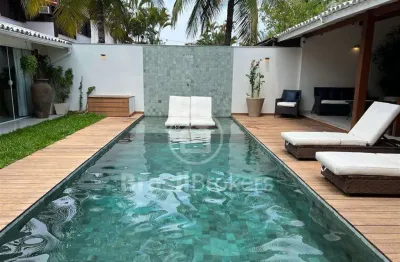 Casa em condomínio fechado com 6 quartos à venda na Rua Dom Francisco, Barra da Tijuca, Rio de Janeiro
