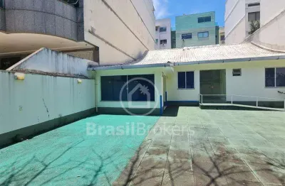 Casa à venda na Avenida João Carlos Machado, Barra da Tijuca, Rio de Janeiro
