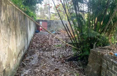 Terreno à venda na Estrada dos Bandeirantes, Curicica, Rio de Janeiro