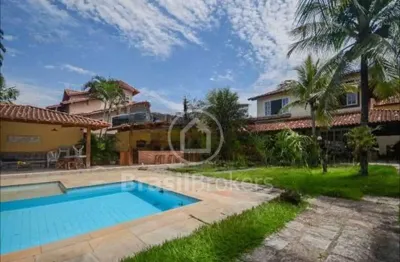 Espetacular casa em condomínio de 4 quartos na barra no village marapendi