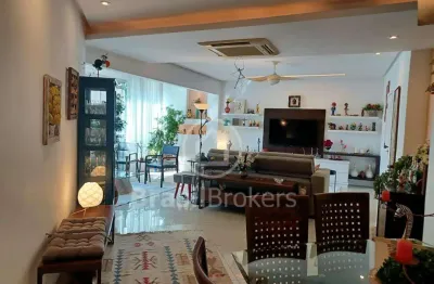 Apartamento reformado - 3 quartos com 2 suítes no jardim oceânico