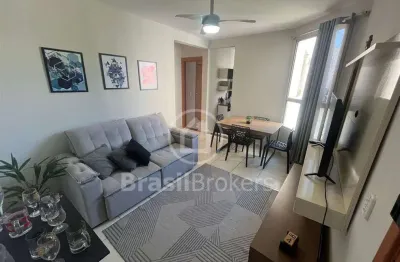 Apartamento de 2 quartos no condomínio santiago perto do shopping plazza rio das ostras rj.