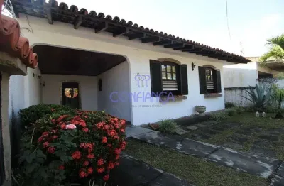 Excelente casa linear com 3 dormitórios em campo grande-rj
