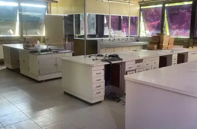 Sala comercial com 1 sala para alugar na Avenida Ana Costa, 221, Encruzilhada, Santos