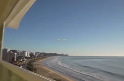 Apt. de 200 m2 c/ 4 suít. + 4 vagas no mirage residence / praia brava