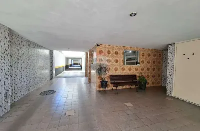 Apartamento à venda 65m², condomínio fechado, 2 quartos, vaga de garagem na praça do carmo