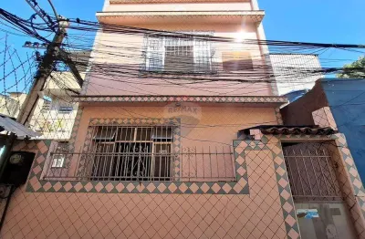 Casa com 2 quartos à venda na Penha Circular, Rio de Janeiro 