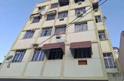 Apartamento em olaria, na rua do hospital balbino! 2 quartos com vaga!