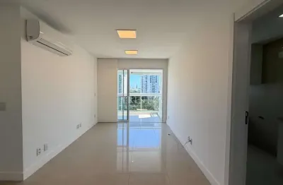 Apartamento com 2 quartos para alugar na Avenida Flamboyants da Península, 550, Barra da Tijuca, Rio de Janeiro