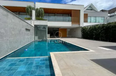 Casa em condomínio fechado com 5 quartos à venda na Avenida Albert Sabin, Barra da Tijuca, Rio de Janeiro