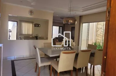 Casa com 3 dormitórios à venda, 225 m² por r$ 925.000,00 - santa mônica - uberlândia/mg