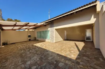 Casa com 3 quartos à venda em Chácara Machadinho II, Americana 