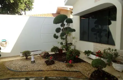 Casa para venda e locação no bairro cidade jardim em americana/sp