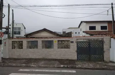 Casa com 3 quartos à venda na Avenida Guadalajara, 21041, Solemar, Praia Grande