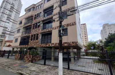 Excelente cobertura de 03 dormitórios, sendo 01 suíte, 02 vagas de garagem, solarium com vista livre para o mar. o imóvel está localizado na vila caiçara, bairro que vem recebendo e cada vez mais inve