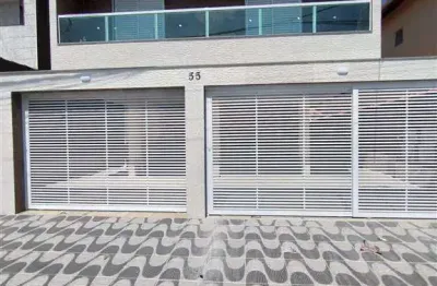 Excelente casa de condomínio sobreposta alta com 02 dormitórios e ampla sacada. o imóvel está localizado no ribeirópolis, bairro que tem recebido muita valorização através de recentes investimentos em