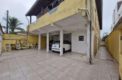 Excelente casa de condomínio sobreposta alta  com 01dormitório e pagamento facitilitado.