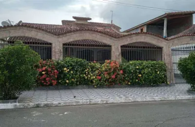 Casa com 3 quartos à venda na Rua Visconde de Cairu, 384, Vilamar, Praia Grande