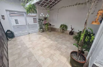 Casa com 3 quartos à venda na Rua José Demar Peres, 791, Balneário Maracanã, Praia Grande