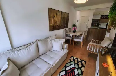 Excelente apartamento de 01 dormitório reformado e docorado. o imóvel está localizado na vila caiçara, bairro que vem recebendo e cada vez mais investimentos na infraestrutura, proporcionando mais com