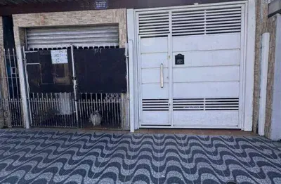 Excelente casa de 02 dormitórios com espaço para comércio na frente do imóvel, ideal para loja, salão, mini mercado, sorveteria e muito mais, o imóvel conta com 03 vagas de garagem. o imóvel está loca