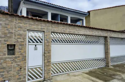 Oportunidade na praia grande. se você busca investir com retorno garantido, esta é a sua chance. pousada roformada e equipada à venda e pronta para operar. 06 suítes mobiliadas, confortáveis e com óti