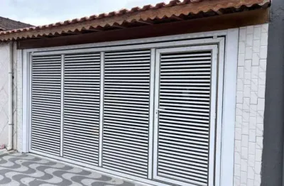 Casa com 3 quartos à venda na Rua Mário Daige, 1128, Balneário Maracanã, Praia Grande