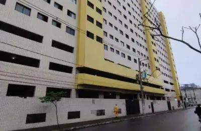 Excelente apartamento de 01 dormitório com 01 vaga de garagem, salão de festas com churrasqueira e solarium. O imóvel está localizado na Cidade Ocian, bairro mais tradicional de Praia Grande, que se d