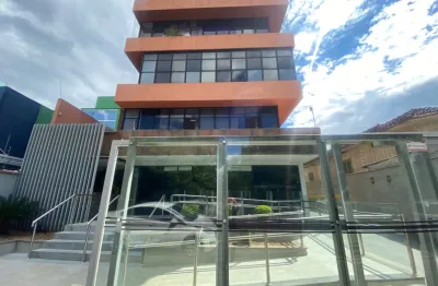 Sala com copa e garagem no centro de londrina, espaço moderno