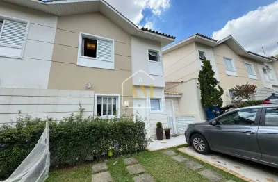 Sobrado em condomínio fechado, 118m, 3 quartos, suíte, espaço gourme e 3 vagas