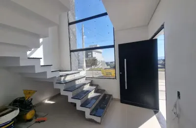 Casa sobrado com 03 dormitórios em condomínio fechado em caçapava/sp