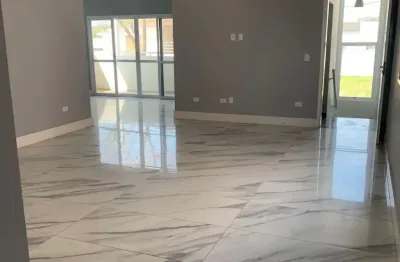 Casa com 6 dormitórios em condomínio fechado e infraestrutura completa