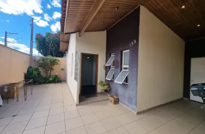Casa com 3 quartos à venda no Jardim Independência, Taubaté 