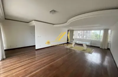 Apartamento 4 quartos, 1 suíte com lavabo no palácio da assembléia, em frente à praça do campo grande. 219m2. em frente à praça do campo grande