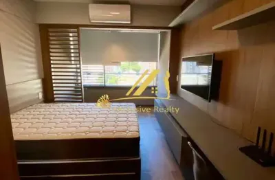 Studio no único barra charmoso, decorado e mobiliado. 24,25m2. andar intermediário. ventilado. vaga rotativa. prédio com rooftop, piscina vista mar