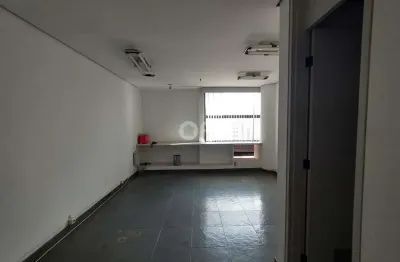 Sala comercial para alugar na rua barão de jaguara, 655, centro, campinas, 27 m2 por r$ 1.000