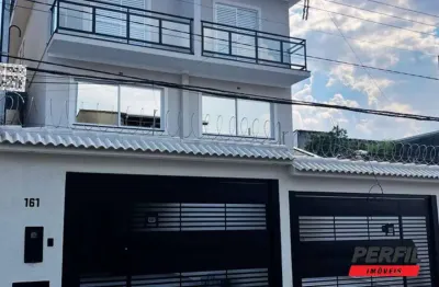 Sobrado 03 suítes com amplo espaço de convivência e 05 vagas