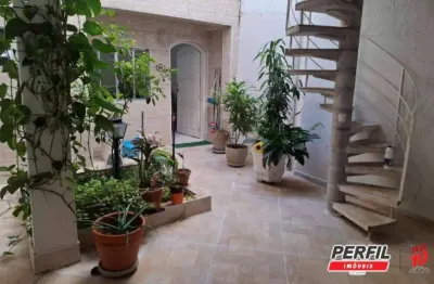 Casa assobradada à venda com 02 dormitórios no jd.das flores – osasco/sp