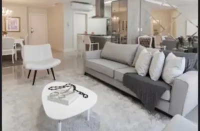 Apartamento com 3 quartos à venda na Rua 620, 110, Centro, Balneário Camboriú