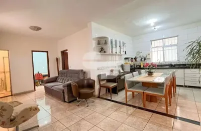 Casa com 5 quartos à venda na jornalista guilherme apgáua, 01, buritis, belo horizonte por r$ 1.400.000