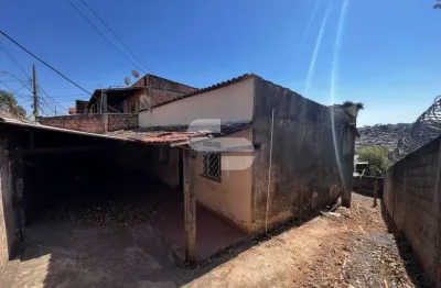 Casa com 3 quartos à venda na dos apiacás, 447, pindorama, belo horizonte por r$ 315.000