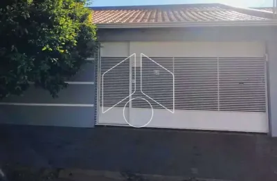 Casa com 3 quartos para alugar na Rua Pedro Banzato, 2133, Jardim Marajó, Marília